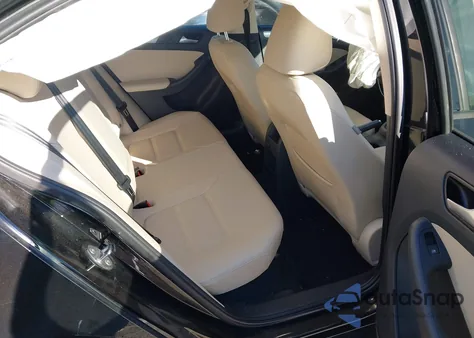 2018 Volkswagen Jetta 1.4T Se/1.4T Wolfsburg Edition from USA, damaged, VIN 3VWDB7AJ2JM211529